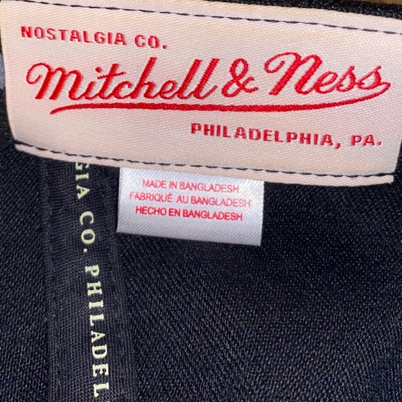 NWOT Mitchell & Ness Retro Style Miami Heat Basketball Snap Back Hat - Picture 6 of 6